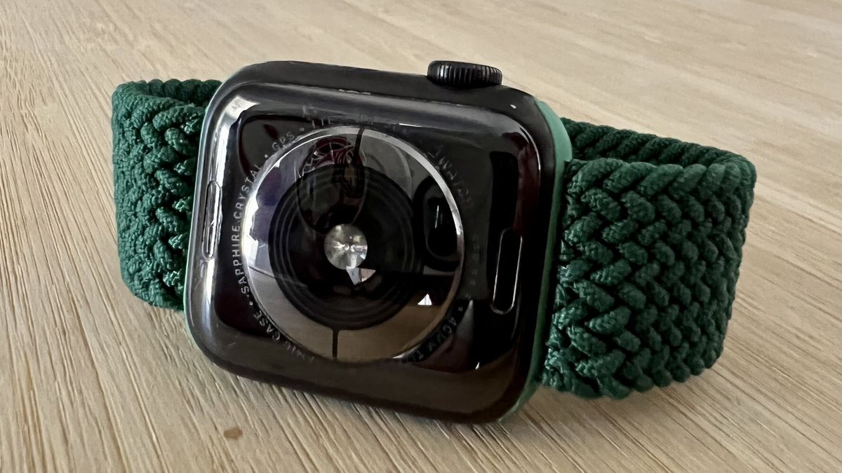 Zagg Braided Watch Band Forest Green Underside