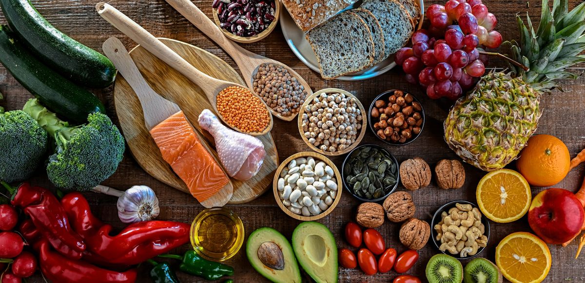 Colorful variety of foods that help lower heart disease risk.