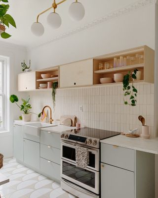Ikea small home hacks breakfast bar in small kitchen by Semihandmade