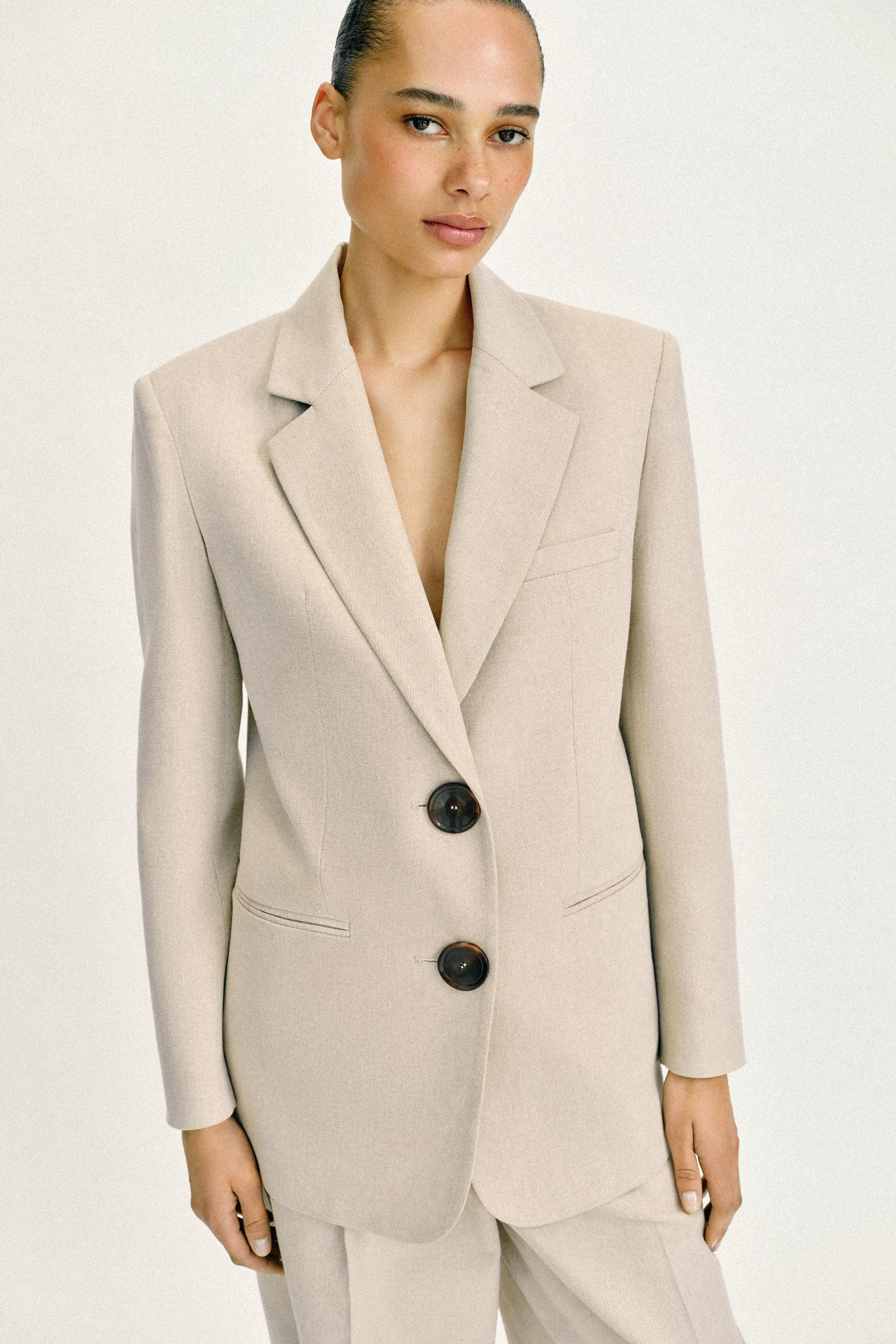 Straight Fit Blazer With Shoulder Pads and Two Buttons