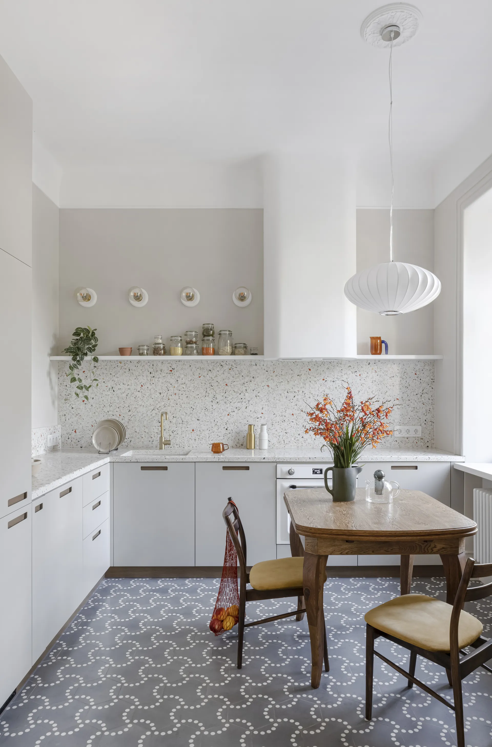 Luxurious white kitchen with high-end finishes