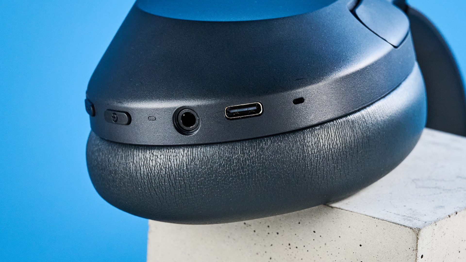 Black Tribit QuietPlus 81 over-ear headphones