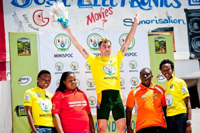 The yellow jersey goes to Ward Shaun (National Team South Africa)