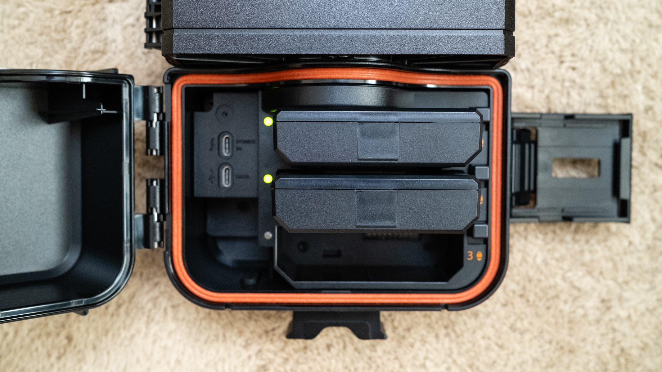 Brinno BCC5000 Time Lapse Bundle battery compartment in the housing