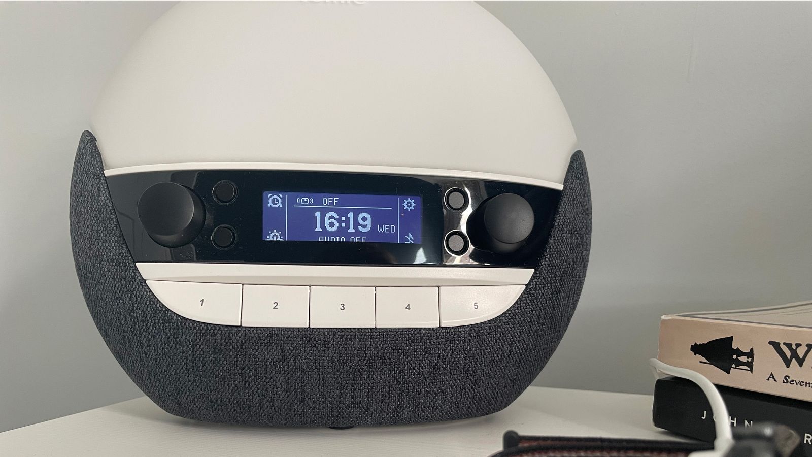 Best wake up light 2024 sunrise lamps to help you wake naturally T3