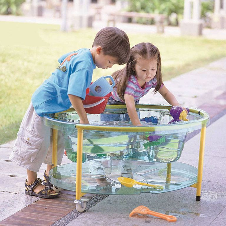 kids garden water table