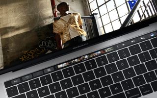 What you can do with Apple's Touch Bar 