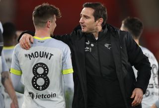 Mason Mount (left) and Frank Lampard
