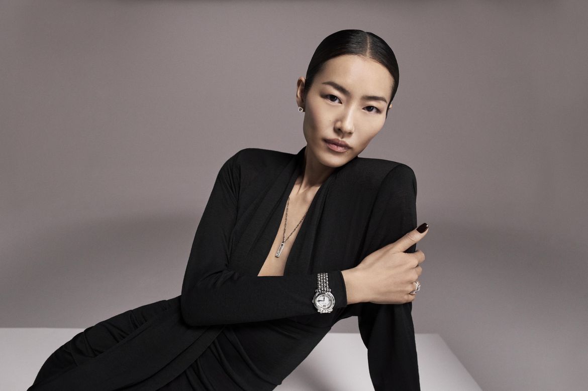 Model with black dress and diamonds