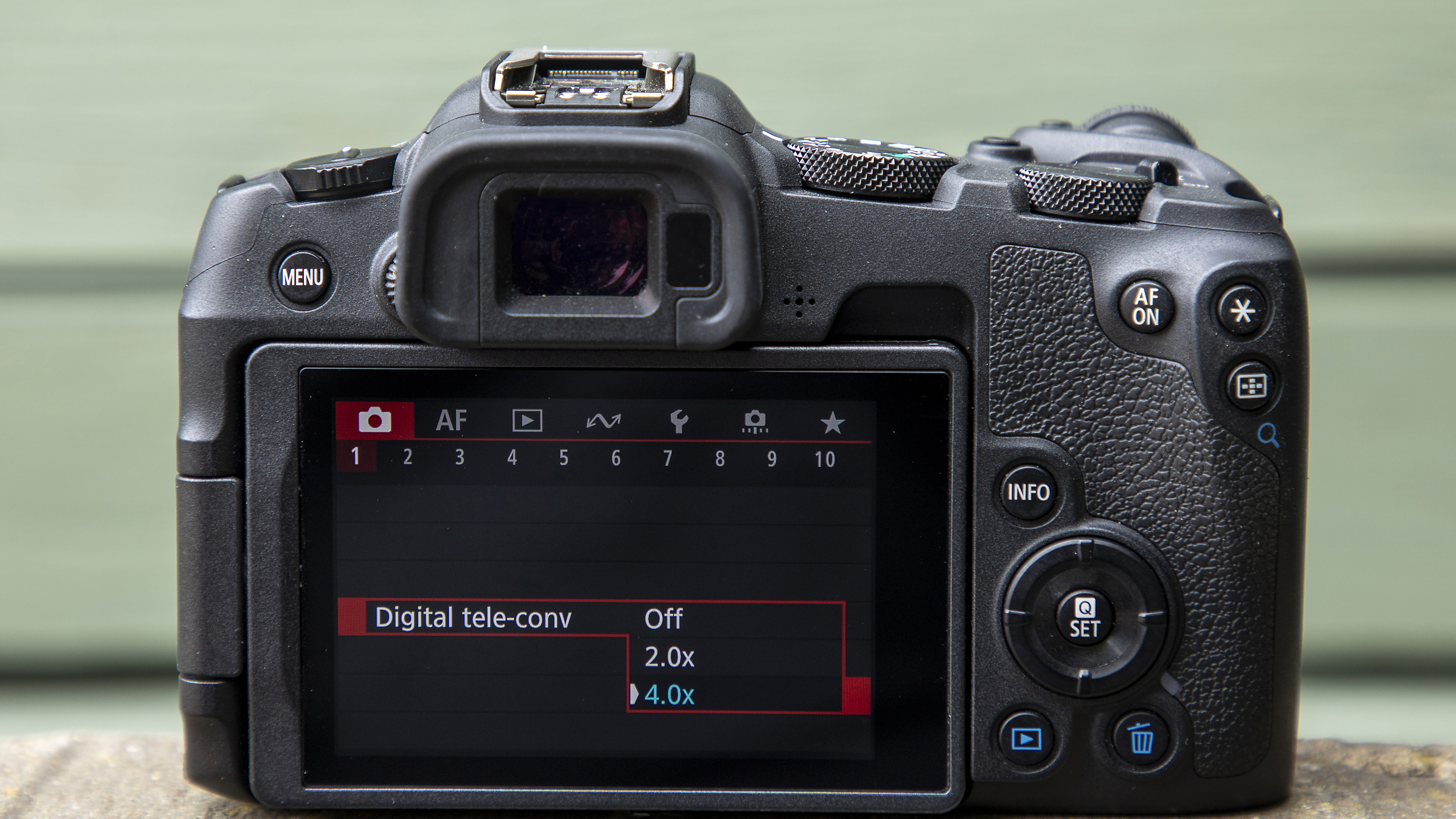 Back of an EOS R8 camera showing the Digital tele-conv 4.0x mode