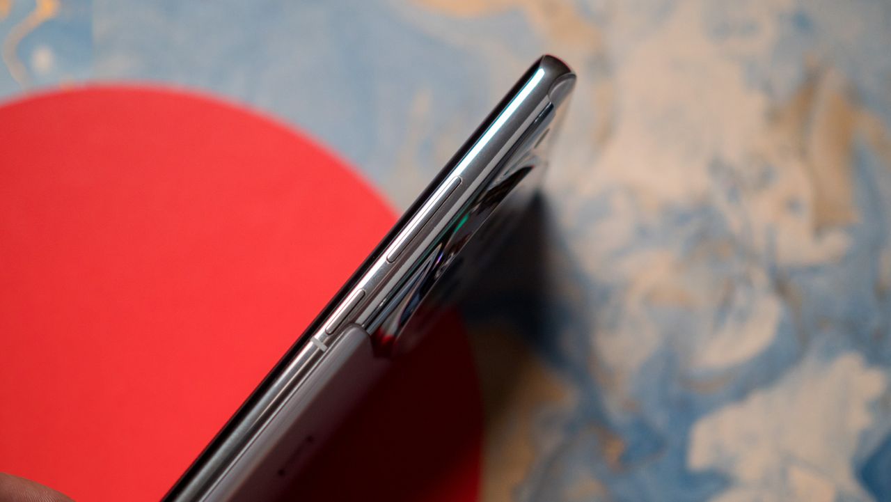 OnePlus 12 Glacial White