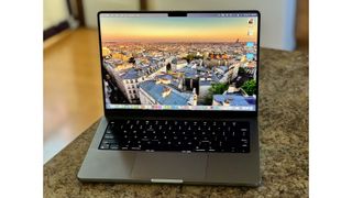 Macbook Pro 14 Inch