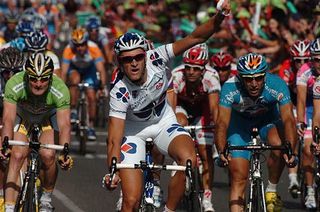 Anthony Roux (Française des Jeux) wins stage 17 of the 2009 Vuelta a Espana