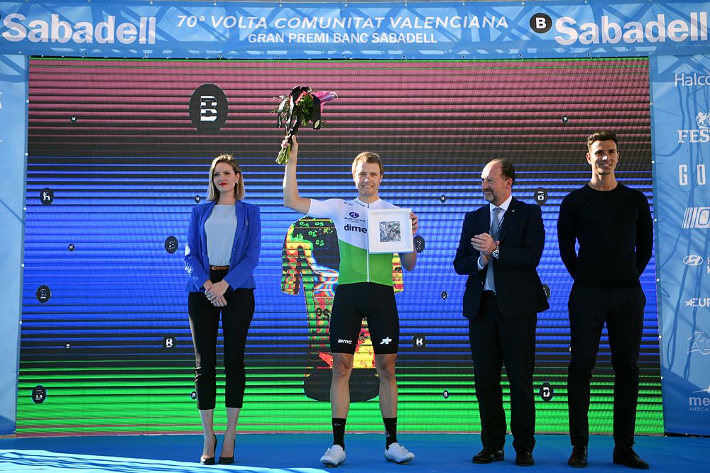 Edvald Boasson Hagen (Dimension Data) wins the time trial and takes leader's jersey at Volta a la Valenciana