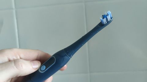 Colgate Hum Rhythmic Sonic toothbrush 