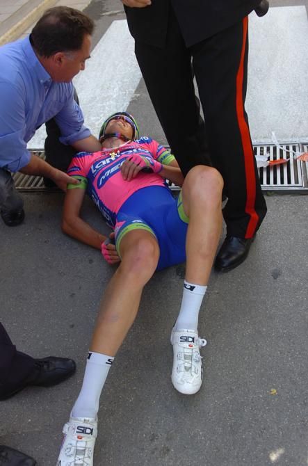 An injured Mattia Cattaneo