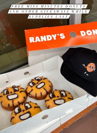 Screenshot of Miss Minutes donuts at Randy's Donuts