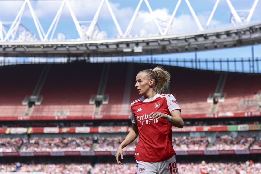 Chloe Kelly in action for Arsenal