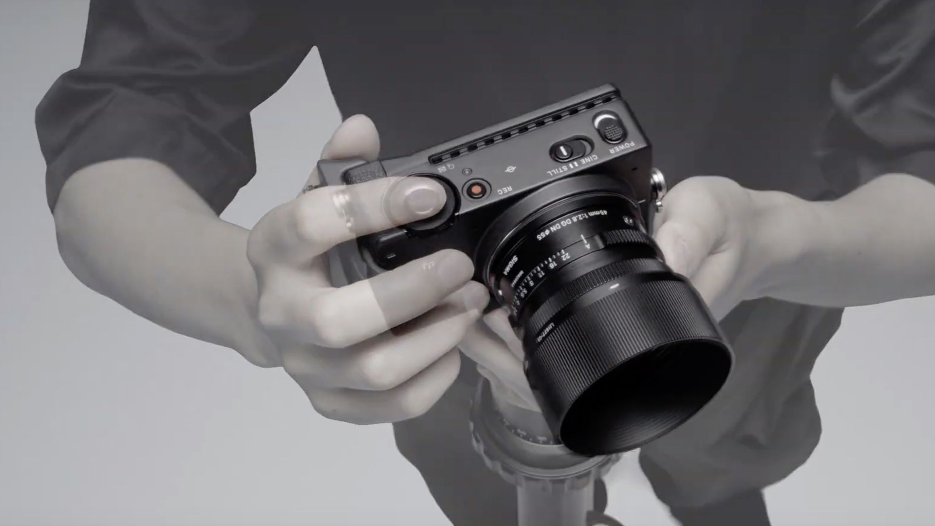 Sigma FP supersmall, fullframe mirrorless camera is confirmed