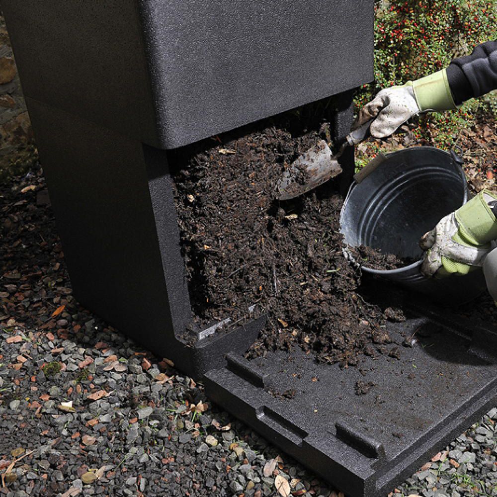 Guide to hot composting how to get the best garden compost in just