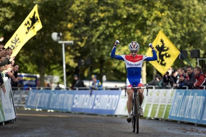 Lars van der Haar wins the Valkenburg World Cup