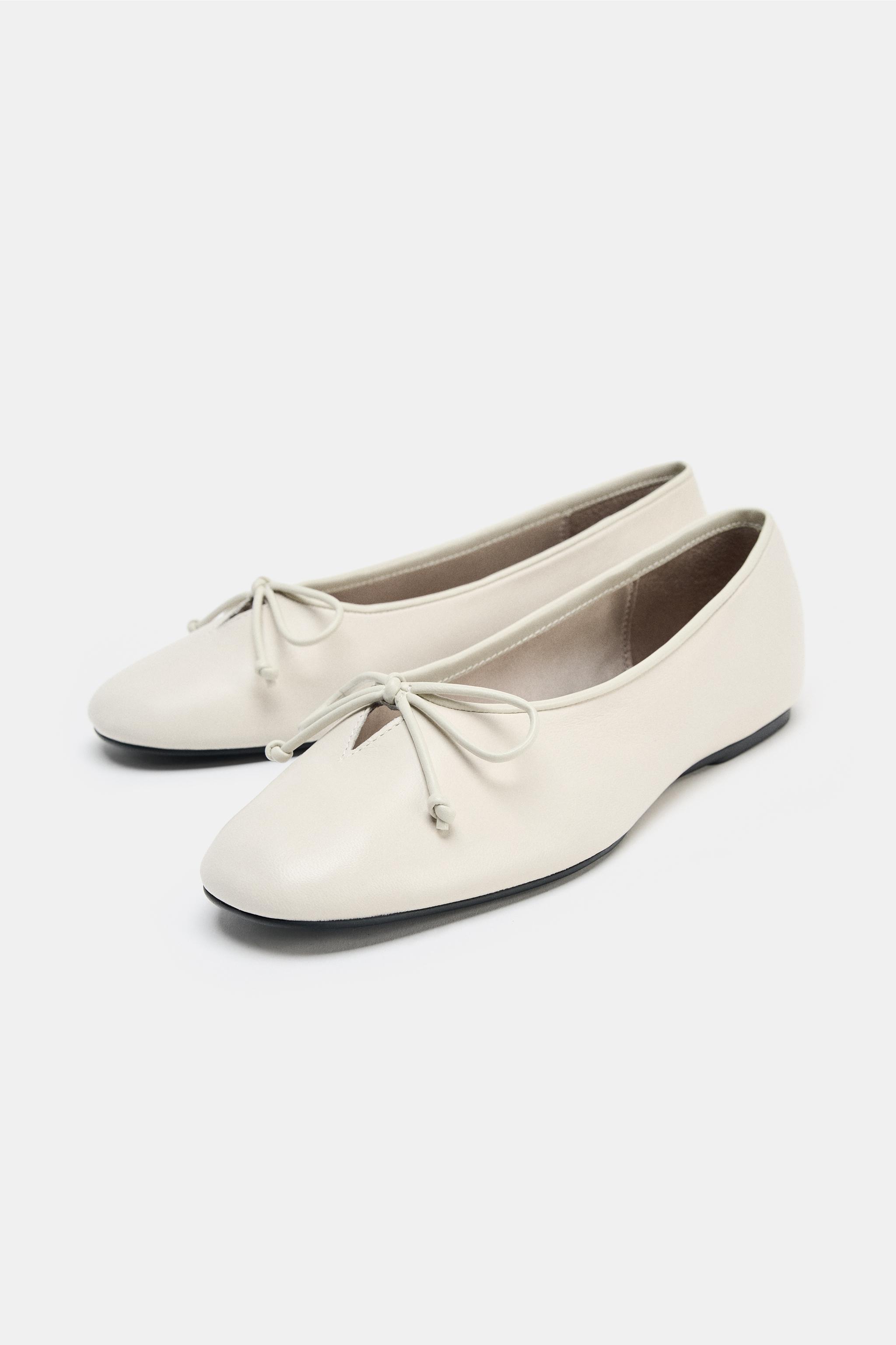 Soft Leather Ballet Flats With Bow