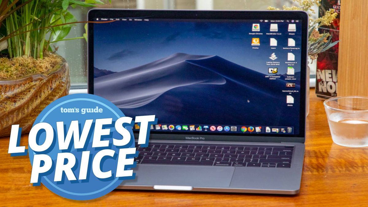 This MacBook Pro Black Friday deal destroys Apple's price by $300 | Tom - Will The Macbook Pro Have A Deal For Black Friday
