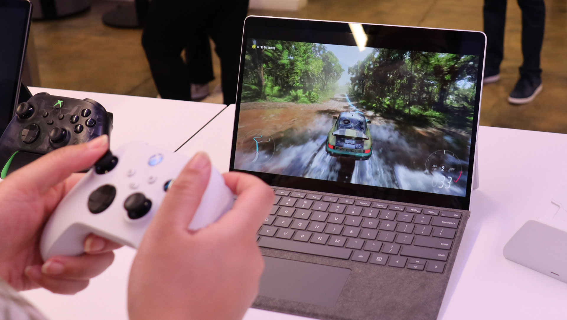 Jogos Microsoft Surface Pro 9 5G
