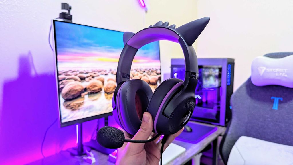 Razer's cool Gengar gaming headset is no longer China-only | Windows ...