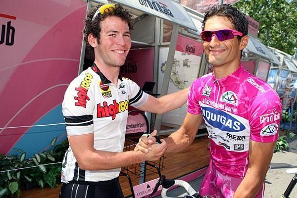 Cavendish and Bennati respect each other but still will battle as hard as necessary to get those wins. 3:2 for the Italian so far.