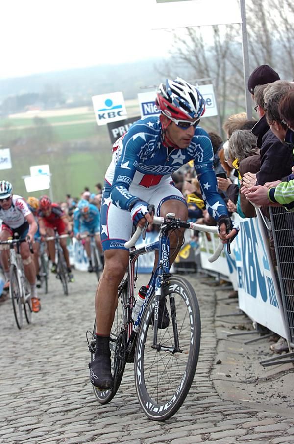 George Hincapie (BMC) riding the Ronde van Vlaanderen.
