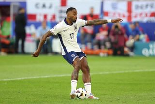 Ivan Toney of England scores his penalty kick during the penalty shoot out during the UEFA EURO 2024 quarter-final match between England and Switzerland at Dusseldorf Arena on July 6, 2024 in Dusseldorf, Germany.