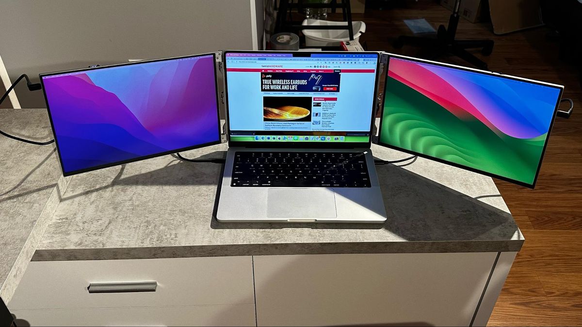 Limink LK14 Portable Monitor Review Twice the Screens and Price Tom