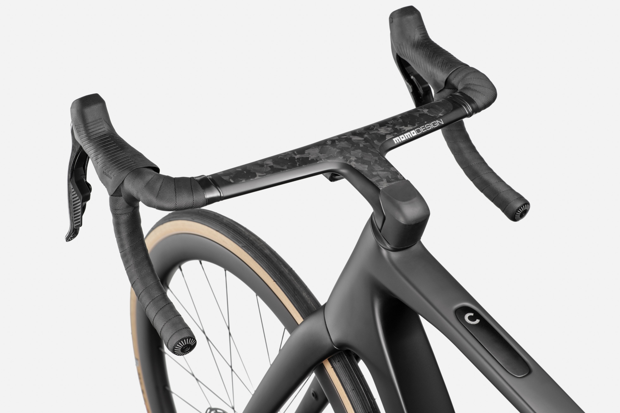 Detail of Cannondale Synapse cockpit
