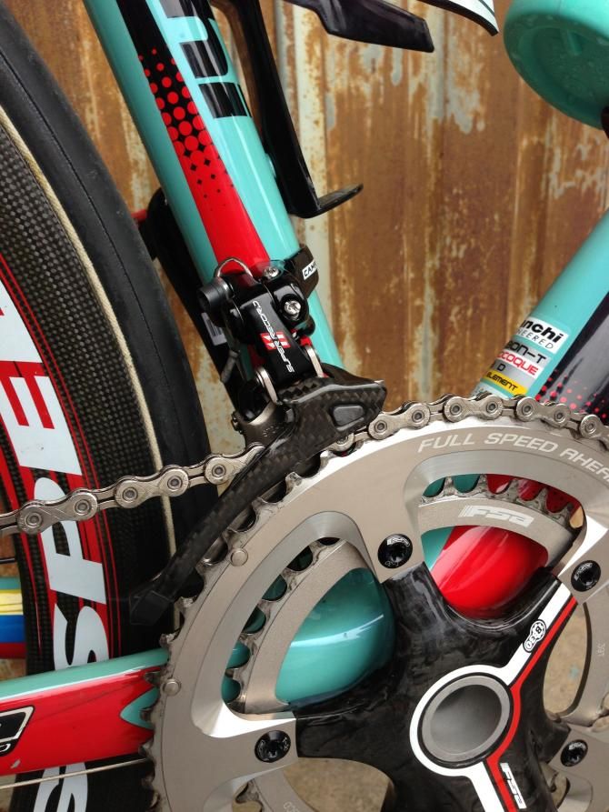 The team mechanic tucked the front derailleur cable neatly out of the way for easy adjustment during servicing