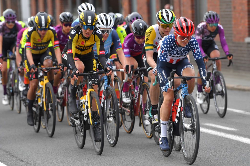 WEVELGEM BELGIUM MARCH 28 Romy Kasper of Germany and Team Jumbo Visma Sarah Roy of Australia and Team BikeExchange Ruth Winder of United States and Team Trek Segafredo The peloton during the 10th GentWevelgem In Flanders Fields 2021 Womens Elite a 1417km race from Ypres to Wevelgem GWE21 GWEWomen FlandersClassic UCIWWT on March 28 2021 in Wevelgem Belgium Photo by Luc ClaessenGetty Images