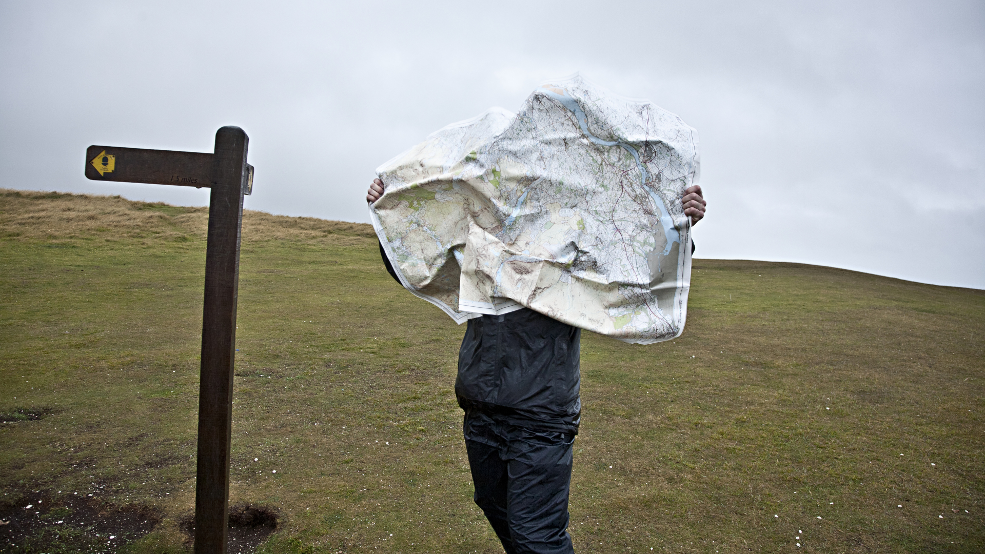 Wind Safety For Hikers How Windy Is Too Windy To Go Walking Advnture