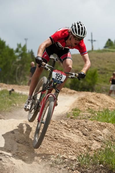 Under 23 National cross country champ Tad Elliot (Sho-Air/Specialized) rode to an impressive top 10 in a field of very fast pro men.