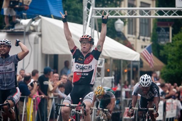 John Murphy (OUCH pb Maxxis) was the first American across the line and the new champ.