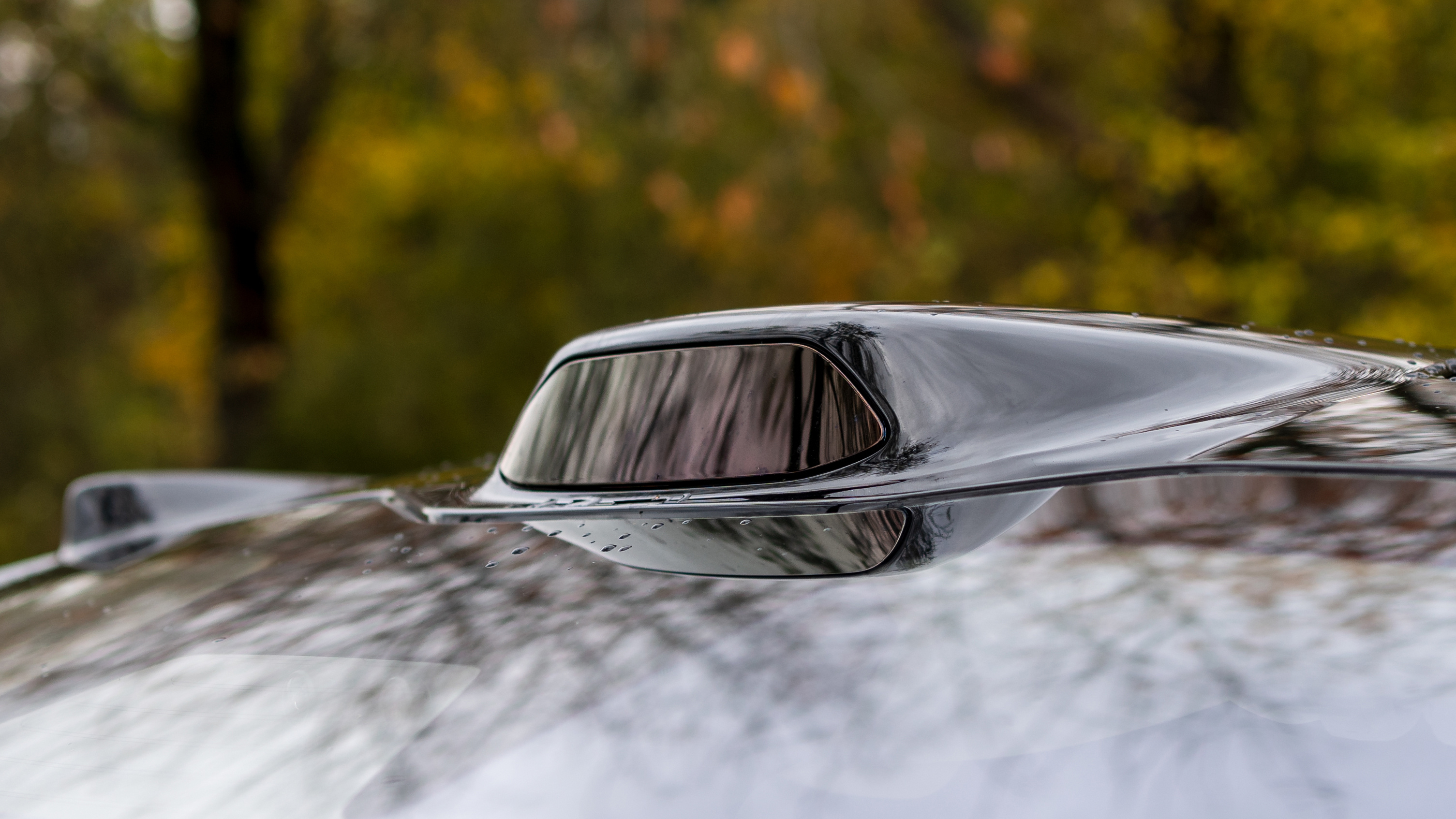 The LiDAR sensors on top of a new electric car
