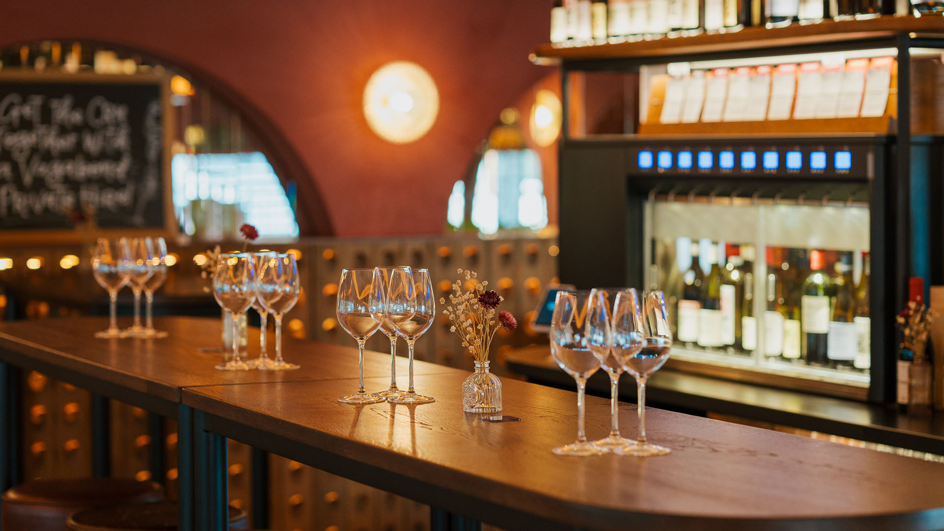 A photo of the bar at Vagabond Wines Canary Wharf. 