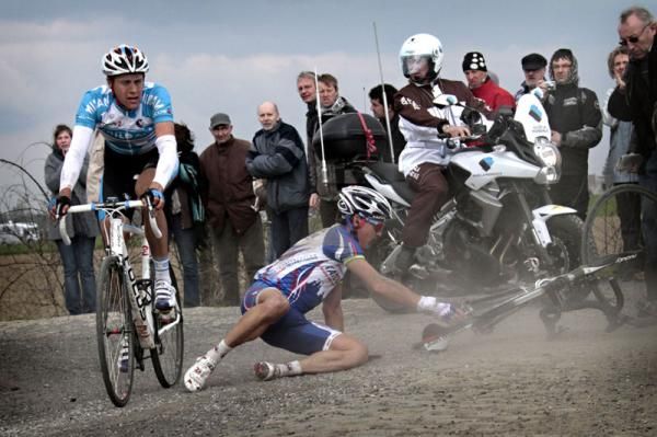 McEwen takes a tumble at Paris-Roubaix