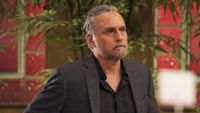 Maurice Benard as Sonny with a grey beard in General Hospital