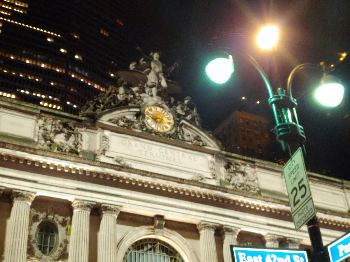 A blurry telephoto picture in a Triple Shot