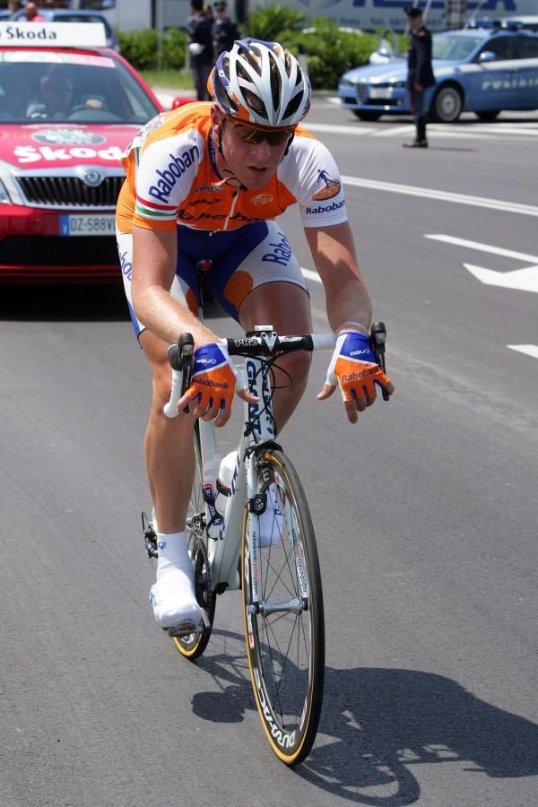Rick Flens (Rabobank) goes on the attack