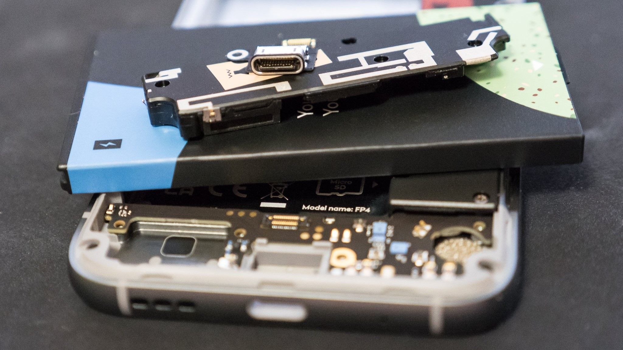 A modular phone isn't what you think, but it's still pretty cool ...
