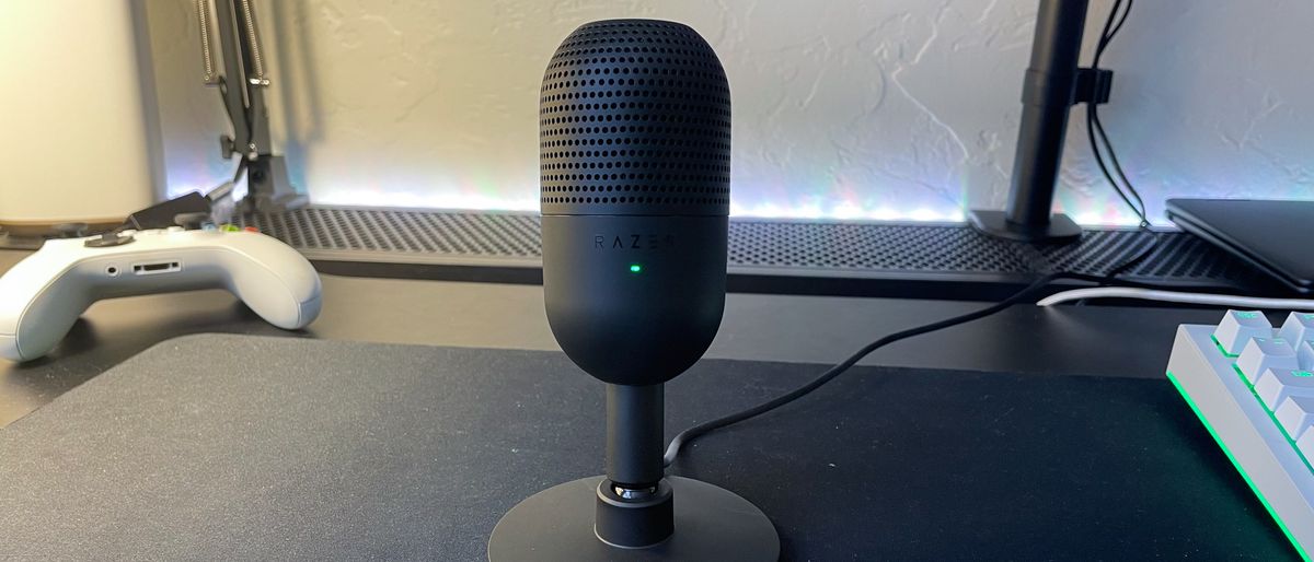 The Razer Seiren V3 Mini USB microphone