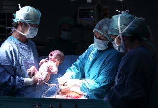 5 Things You Might Feel During a Cesarean