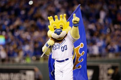 Kansas City Royals win Game 6 of World Series, setting up tie-breaking finale