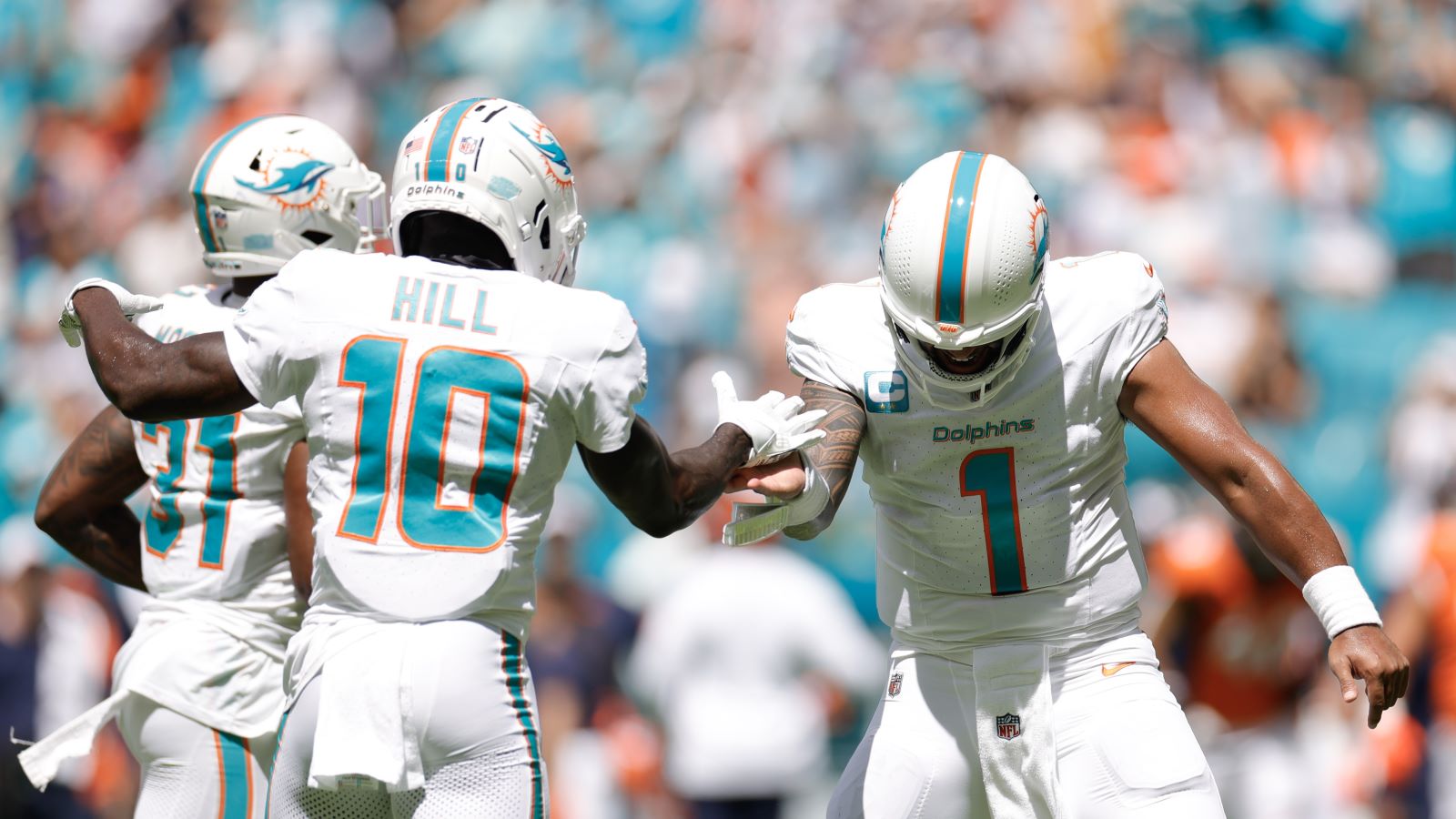 How to watch the Miami Dolphins at Buffalo Bills game this afternoon on CBS